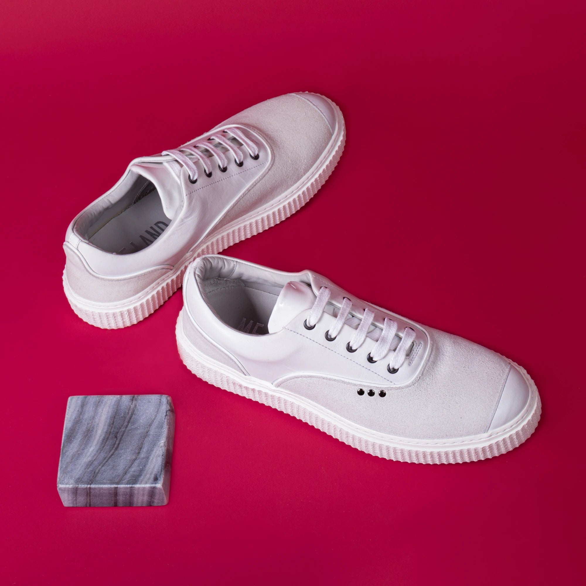 Basket Meaker en daim blanc