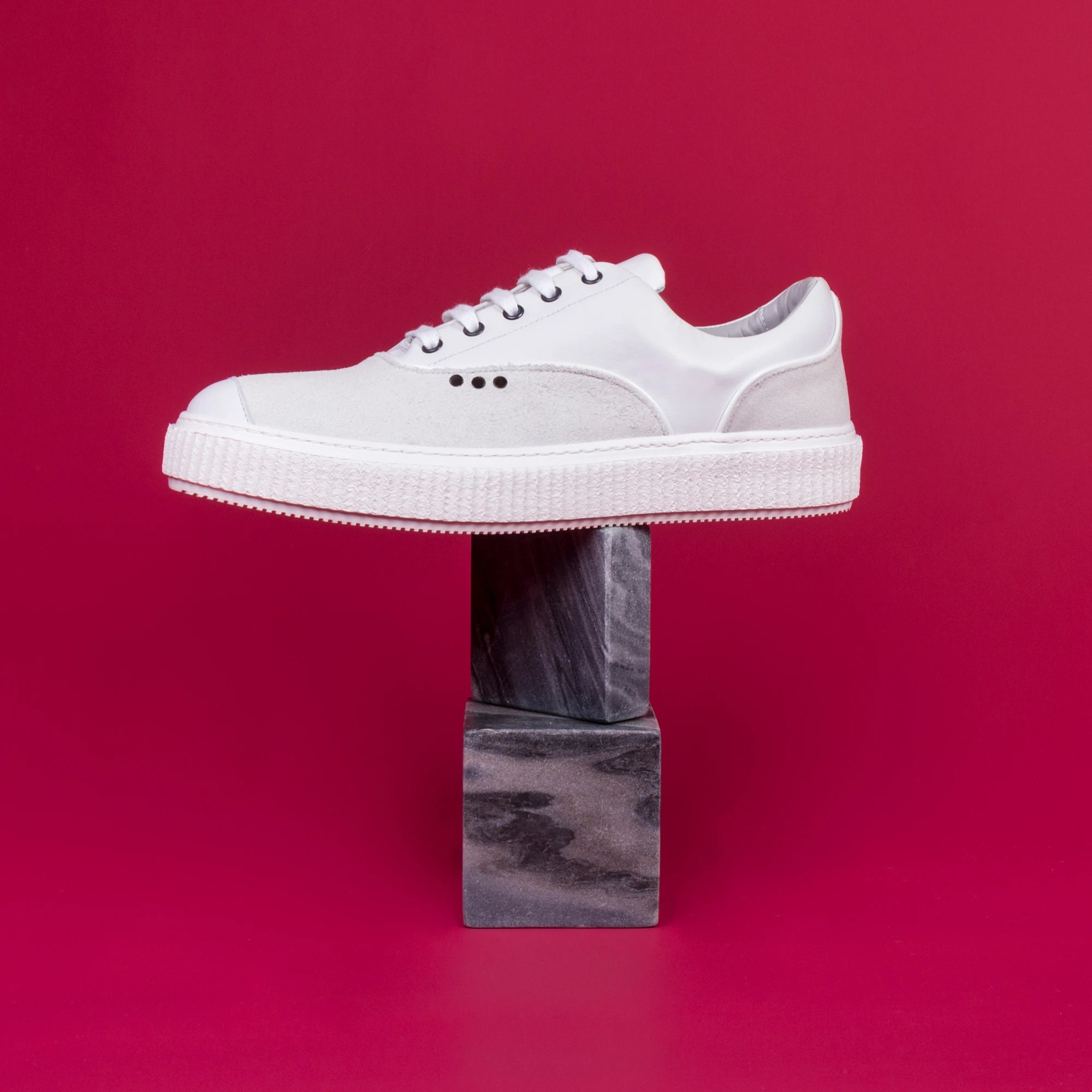 Basket Meaker en daim blanc