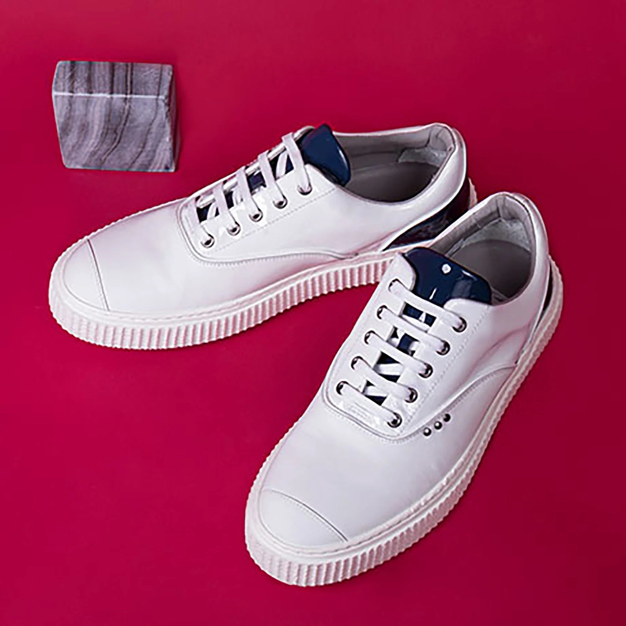 ME.LAND White and blue MEAKER sneaker side view