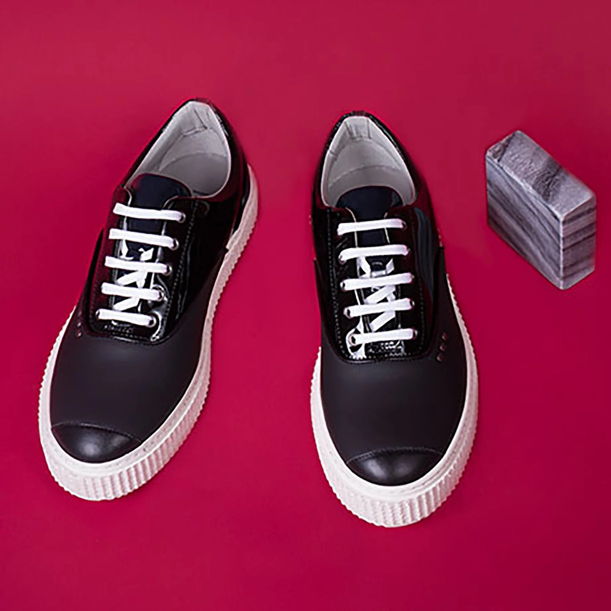 ME.LAND Black and blue MEAKER sneaker side