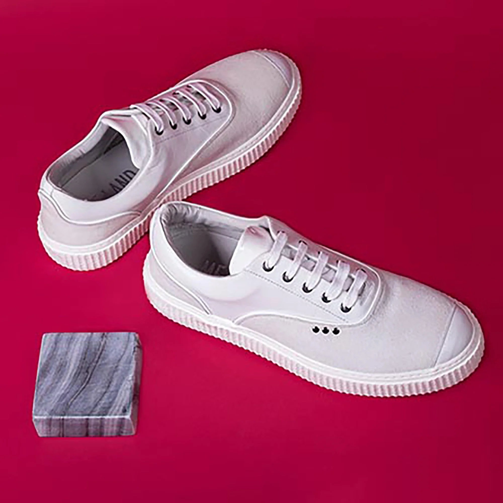 ME.LAND White suede Meaker sneaker side view