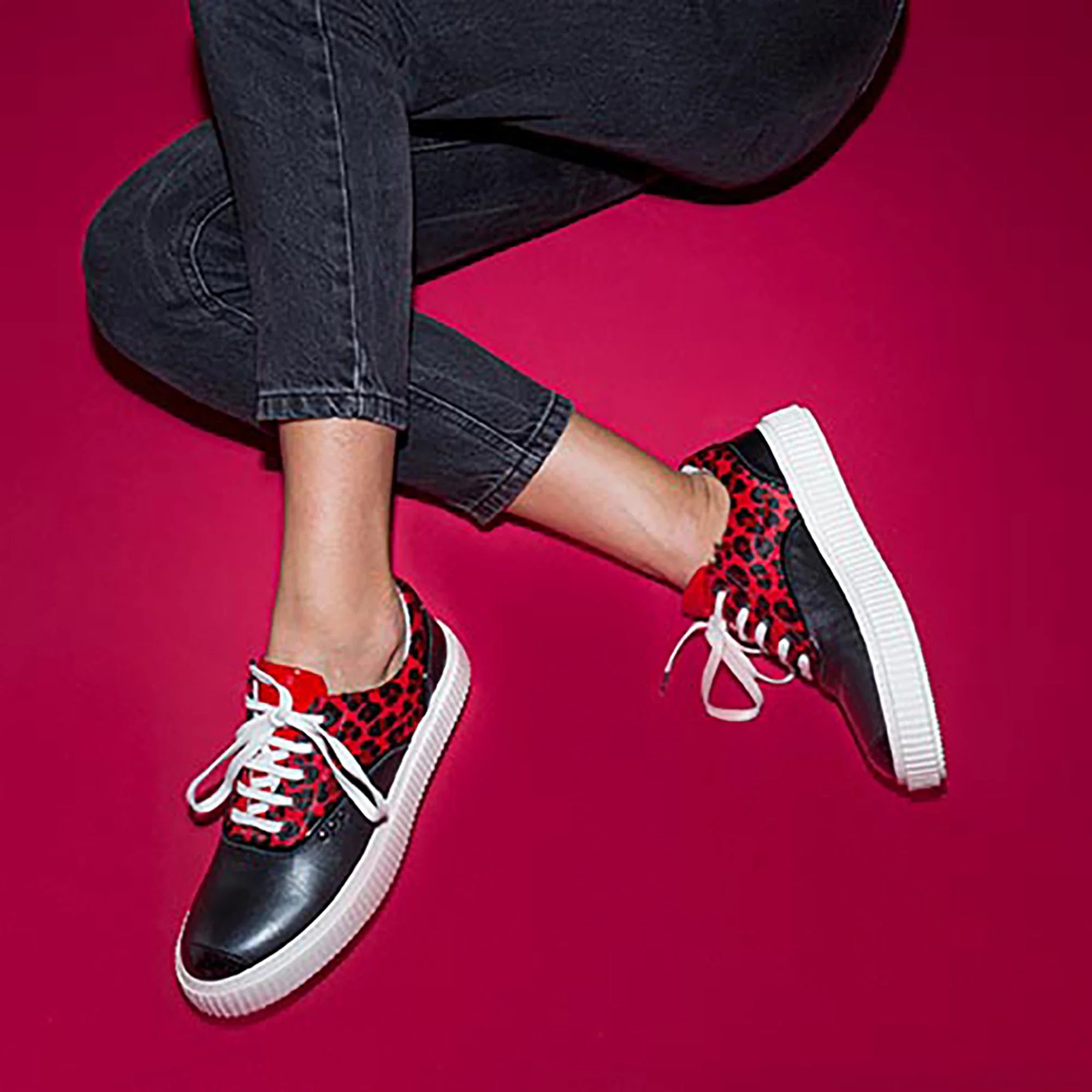 ME.LAND Black and red leopard MEAKER sneaker front and back