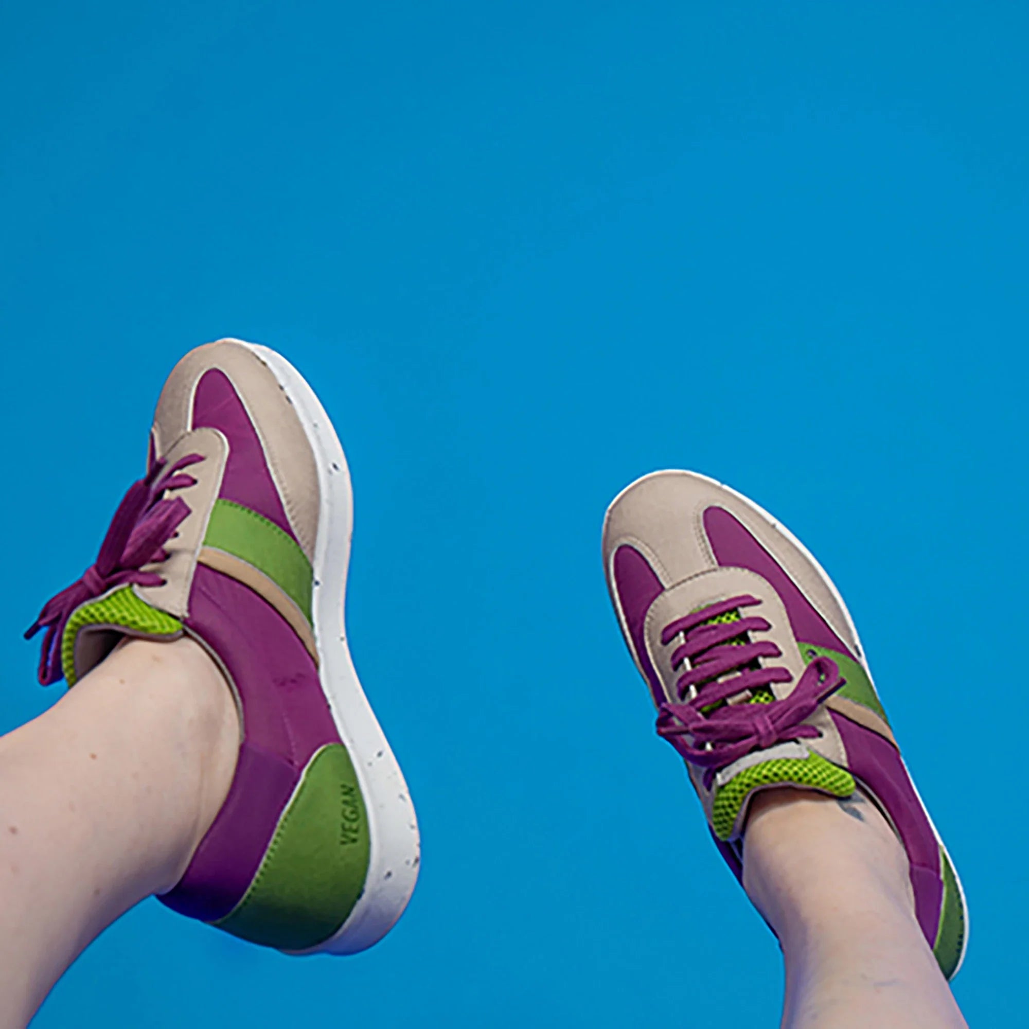 Vivace vegan and recycled sneaker in beige, purple and green ✔ ME.LAND