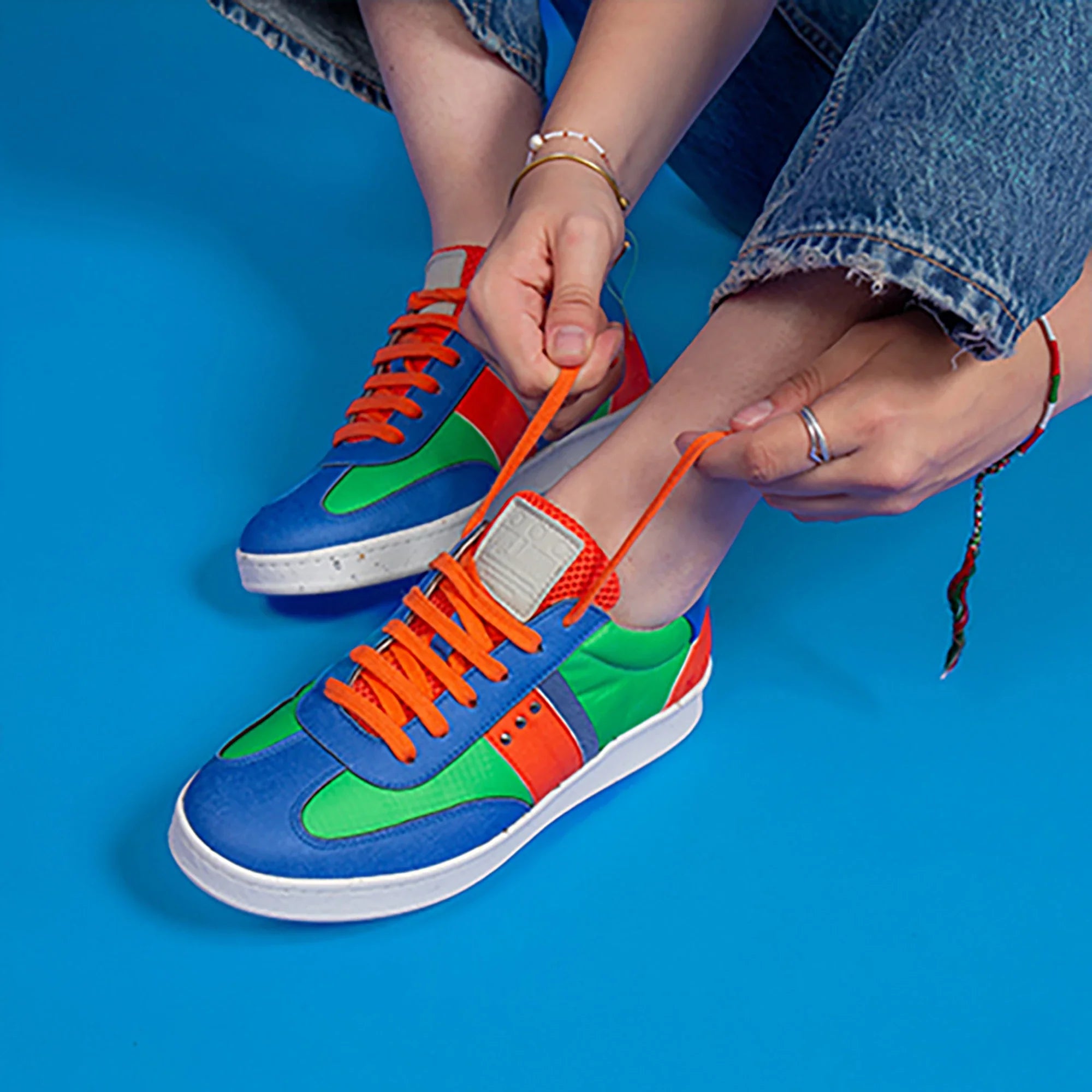 Vivace vegan and recycled sneaker in green, blue and orange ✔ ME.LAND