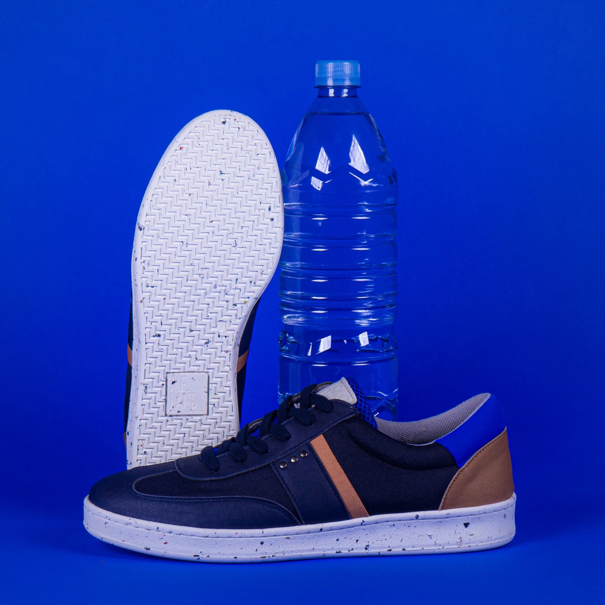 ME.LAND Vivace vegan and recycled sneaker in navy, blue and cognac men