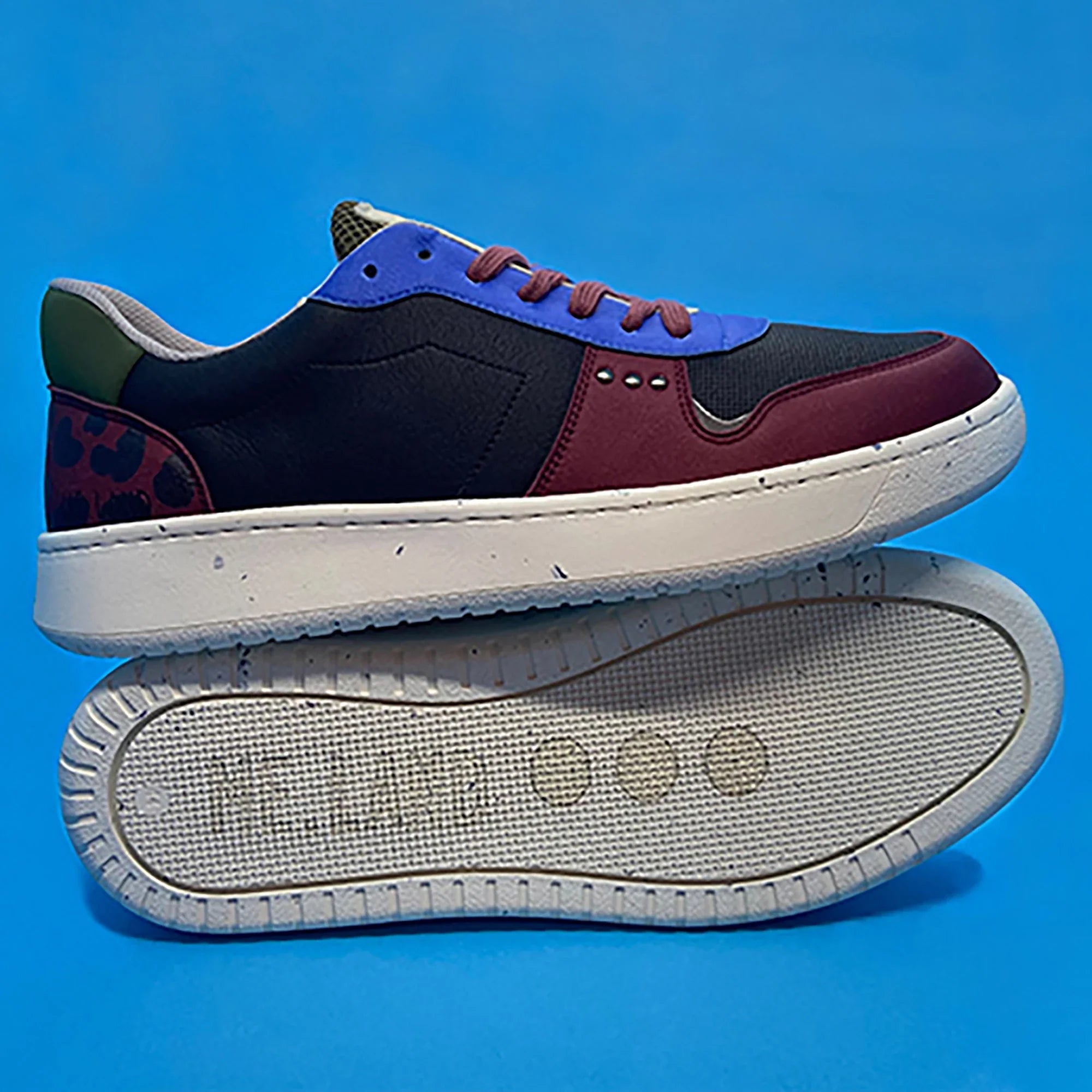 Evan vegan and recycled sneaker in black, bordeaux and blue ✔ ME.LAND