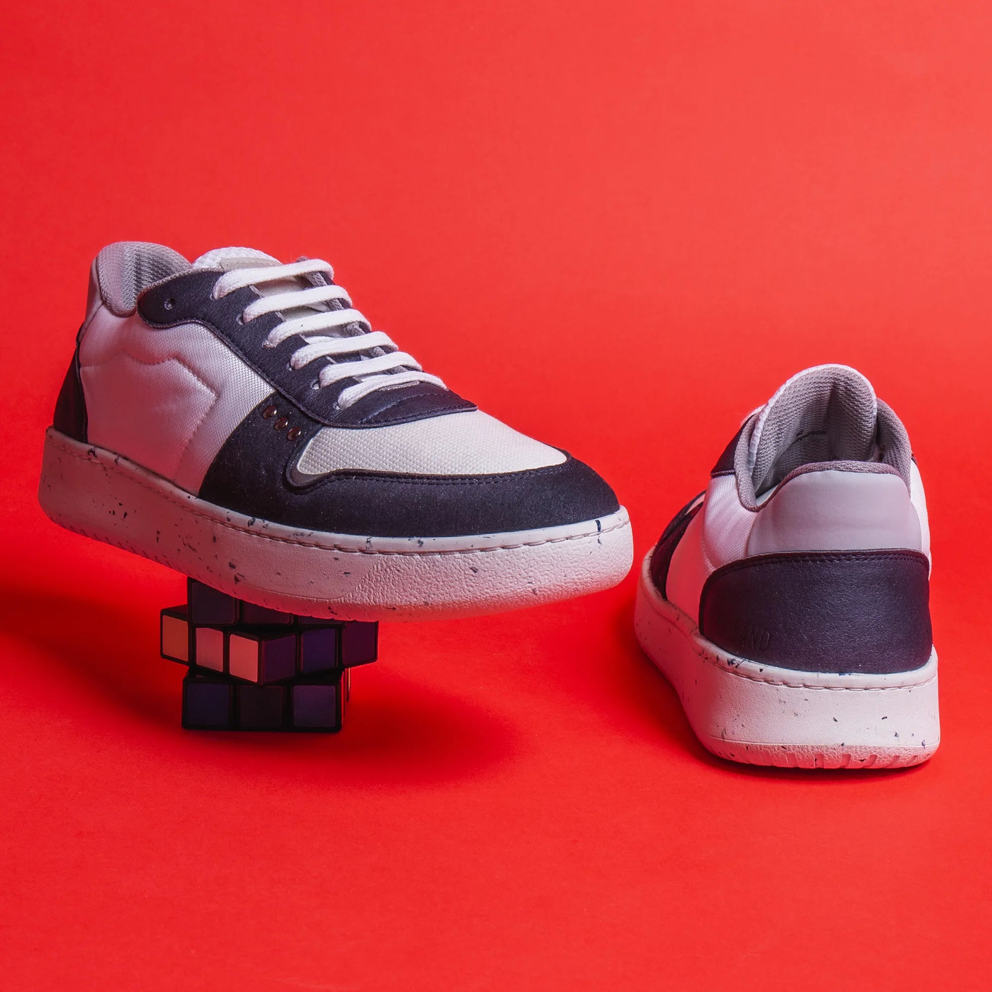 ME.LAND Evan vegan and recycled sneaker in white and navy blue details
