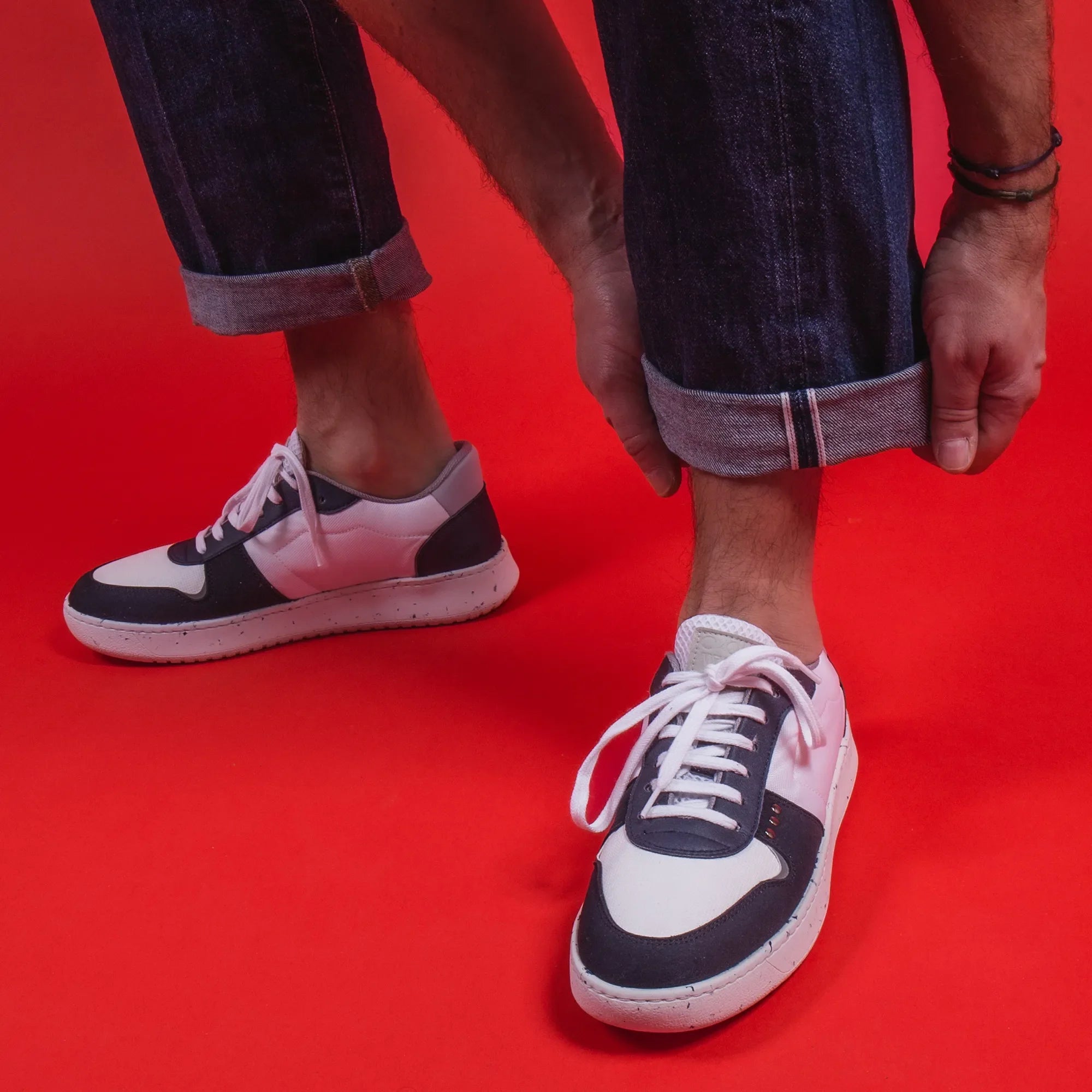 ME.LAND Evan vegan and recycled sneaker in white and navy blue men