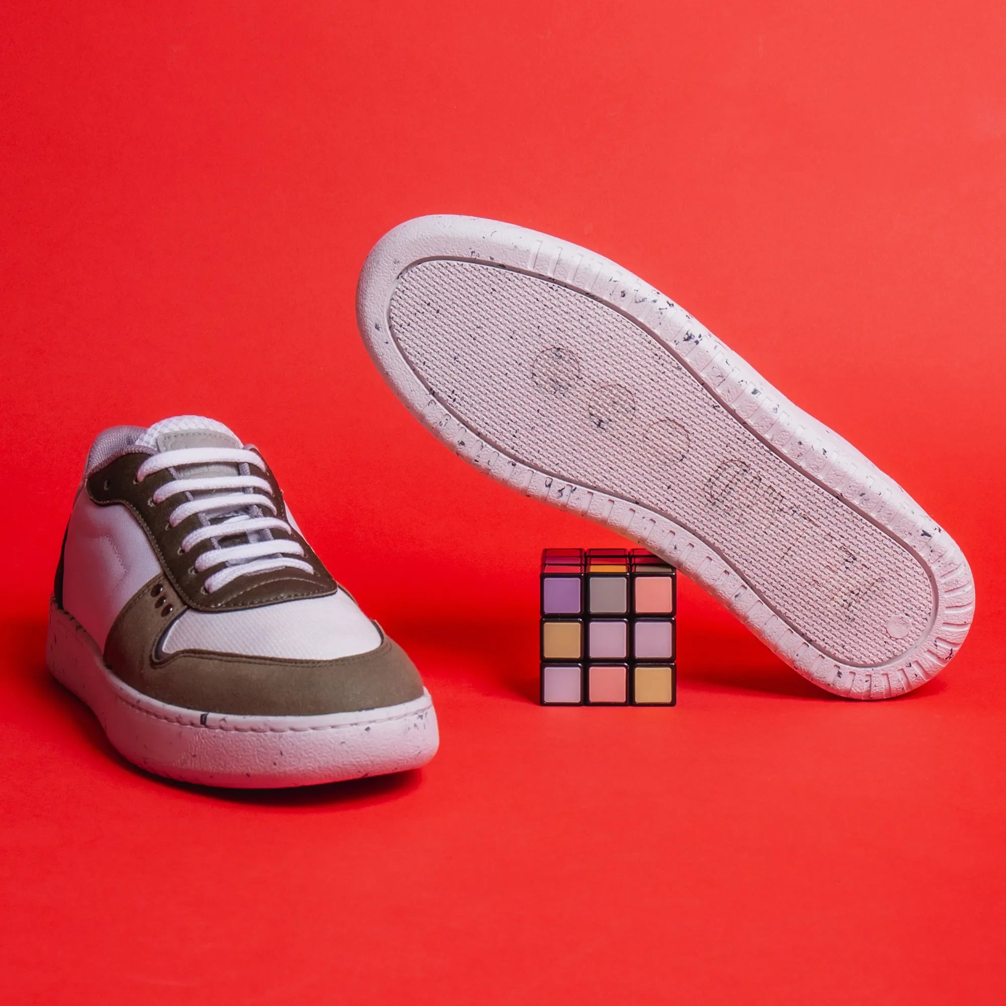 ME.LAND Evan vegan and recycled sneaker in white and khaki ladies