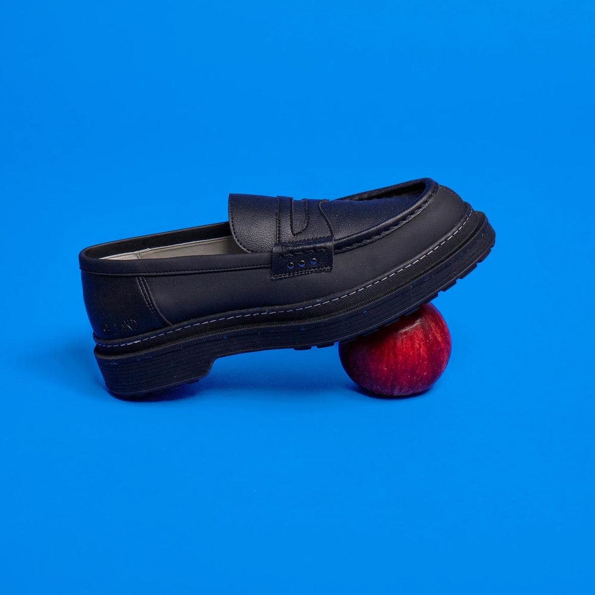 Black apple leather Loafer ✔ ME.LAND