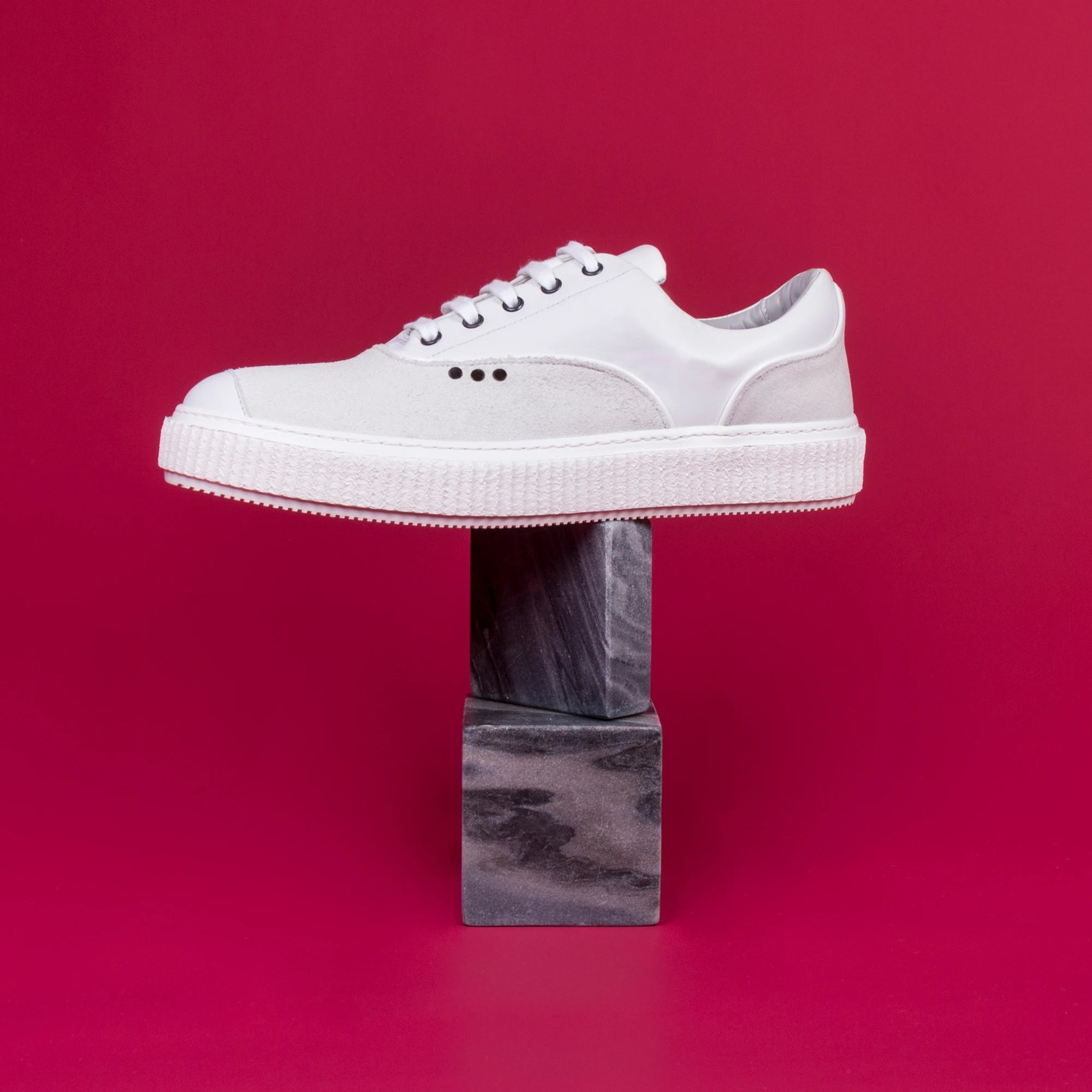 Basket Meaker en daim blanc
