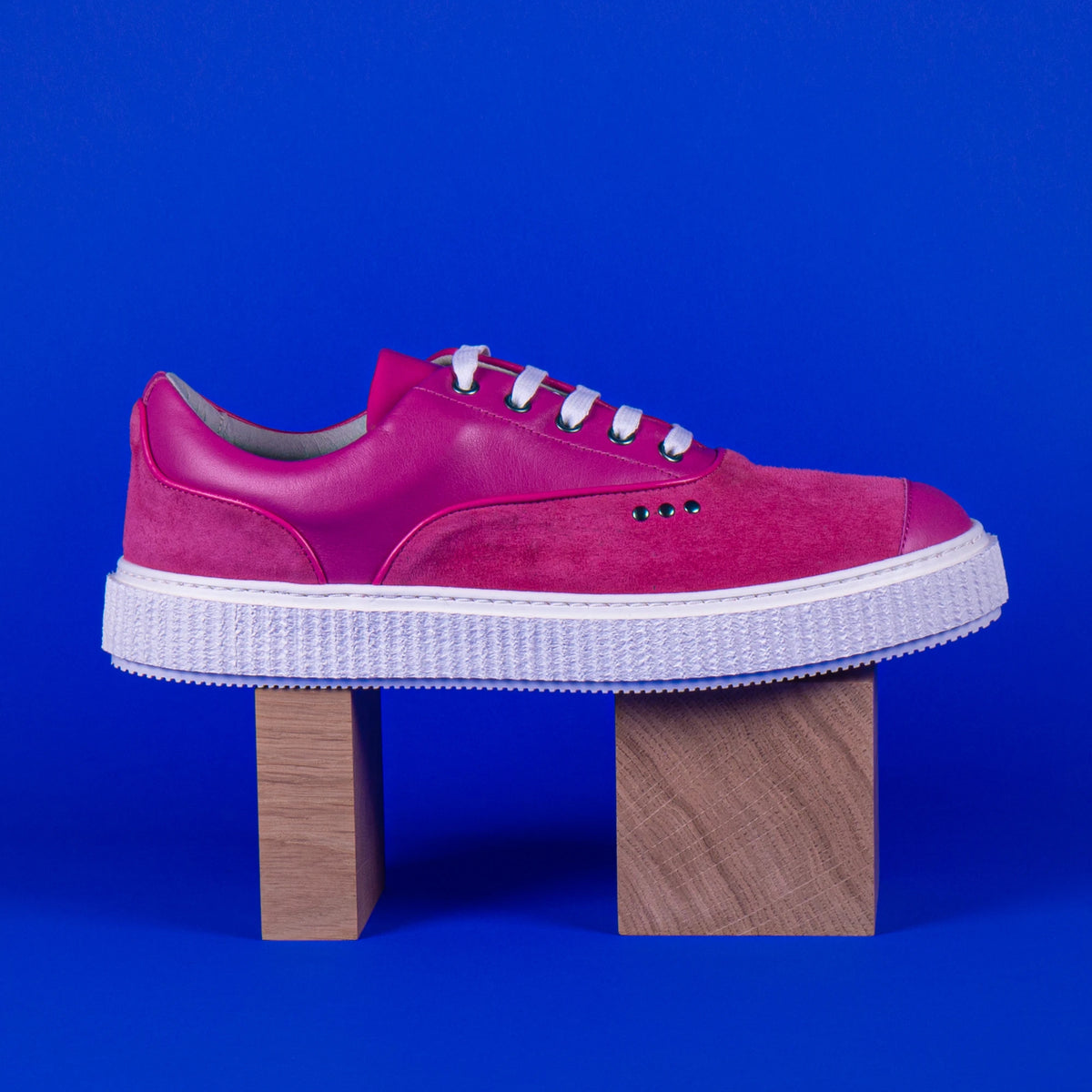 Basket cuir MEAKER en daim rose