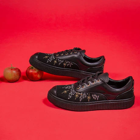 Full black star embroidered MEAKER sneaker ME.LAND x Mademoiselle Pimpante ✔ ME.LAND