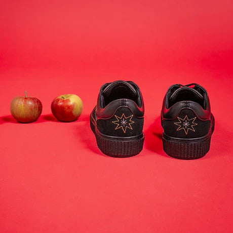 Full black star embroidered MEAKER sneaker ME.LAND x Mademoiselle Pimpante ✔ ME.LAND