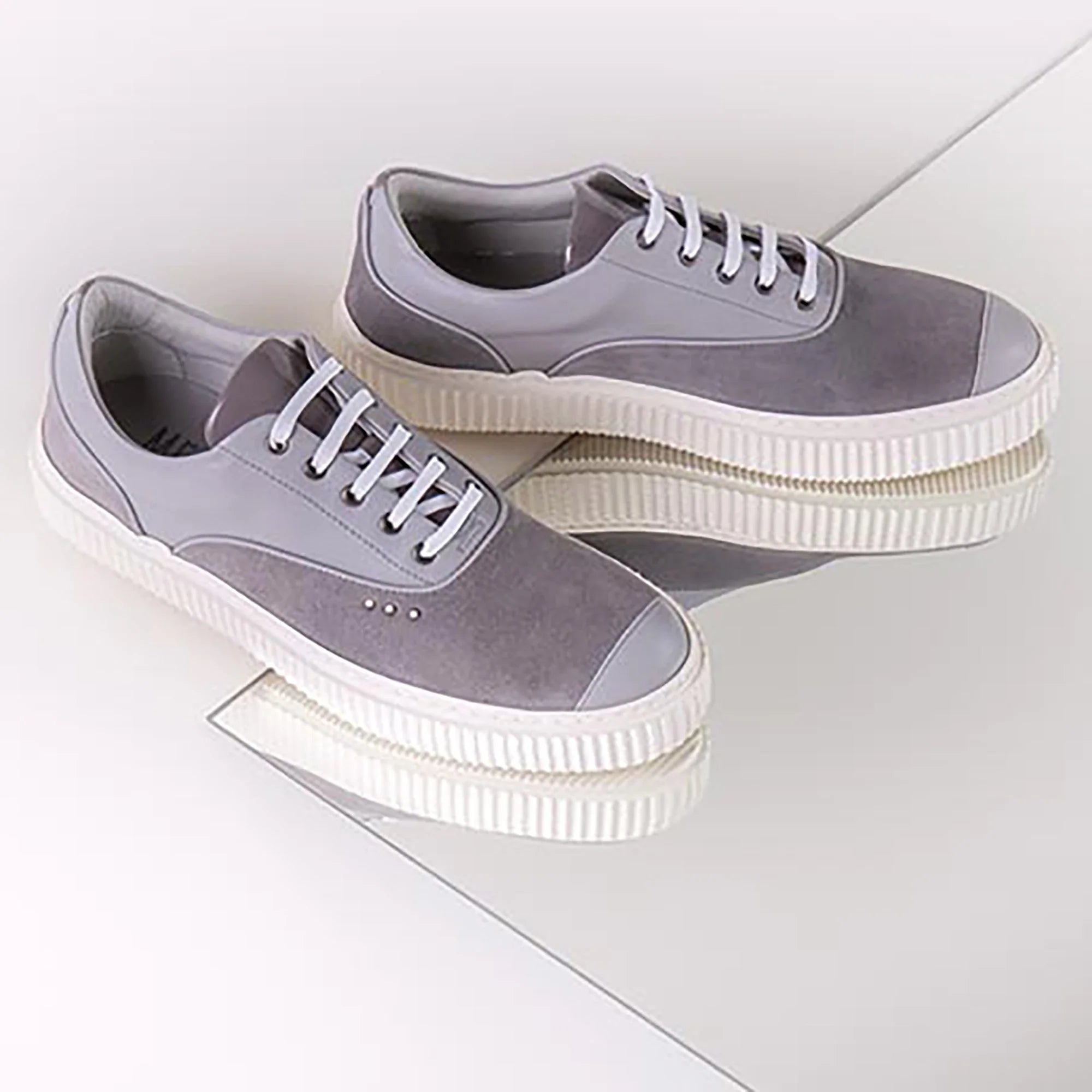 ME.LAND Grey suede MEAKER sneaker side view