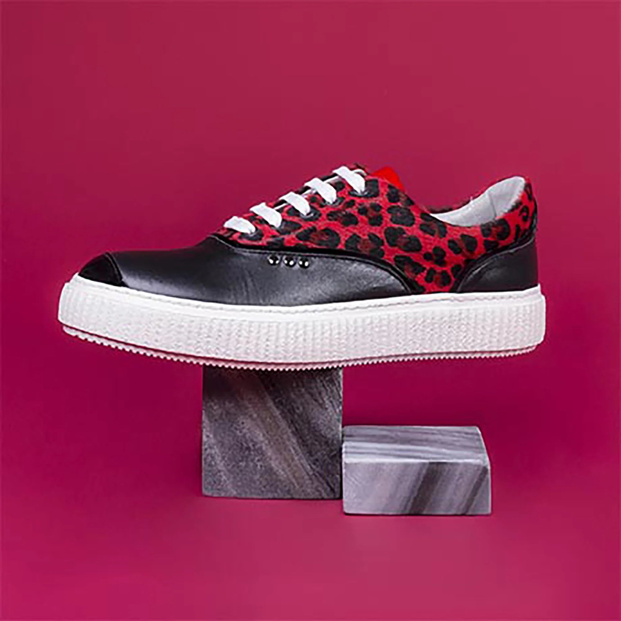 ME.LAND Black and red leopard MEAKER sneaker top