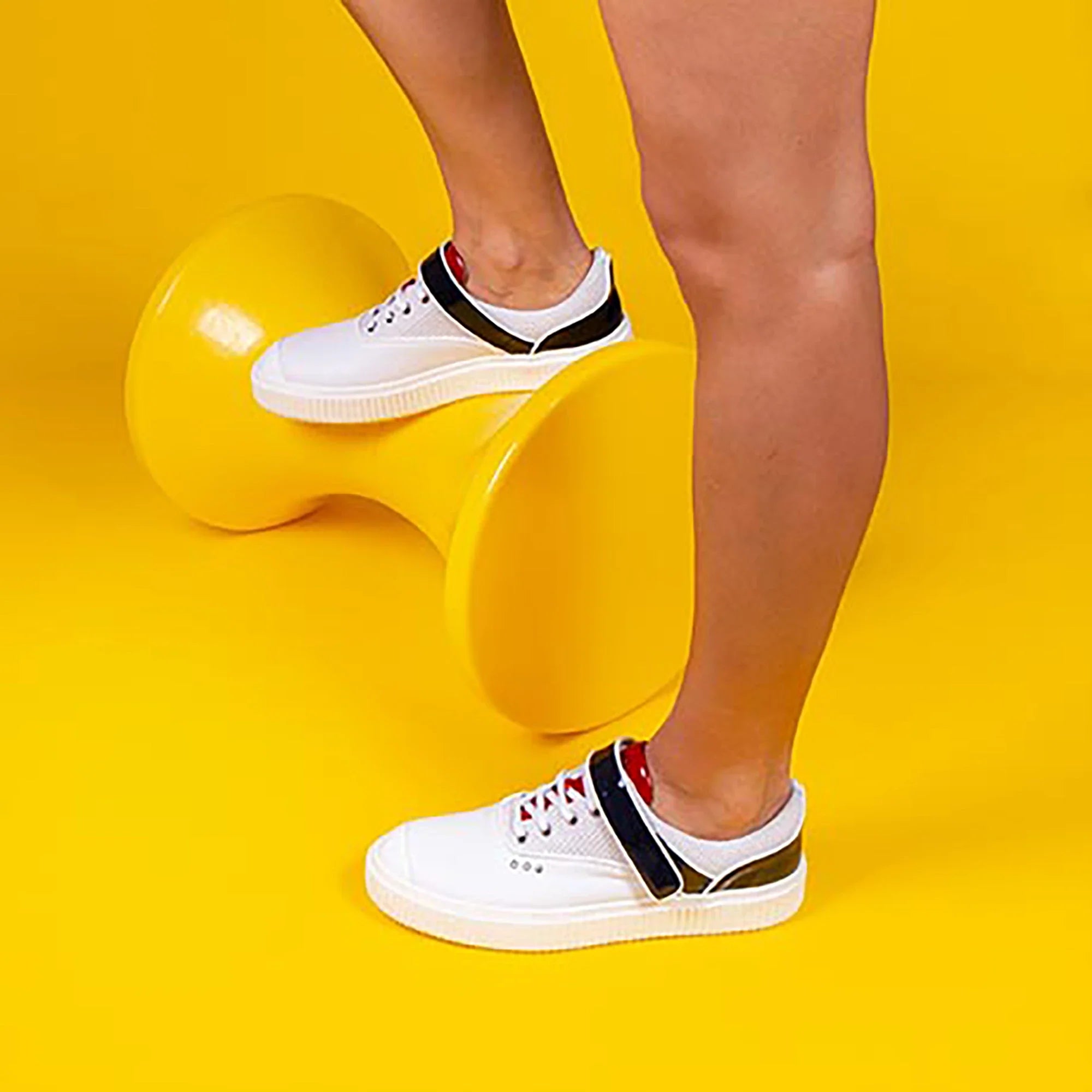 ME.LAND White and navy blue BEAKER band sneaker front and back