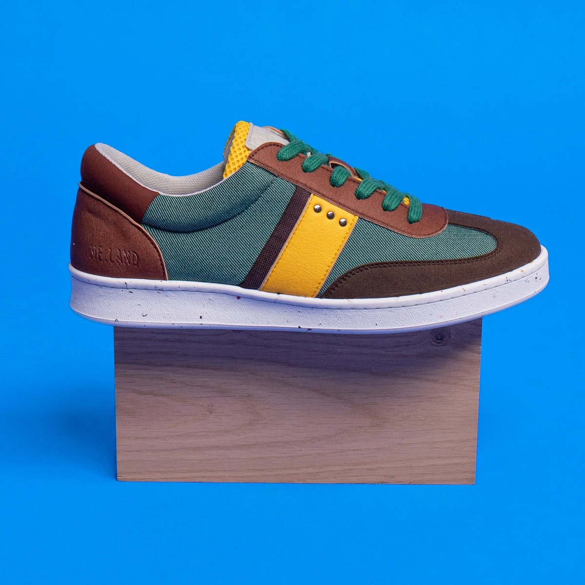 Vivace vegan and recycled sneaker in green, brown and yellow ✔ ME.LAND