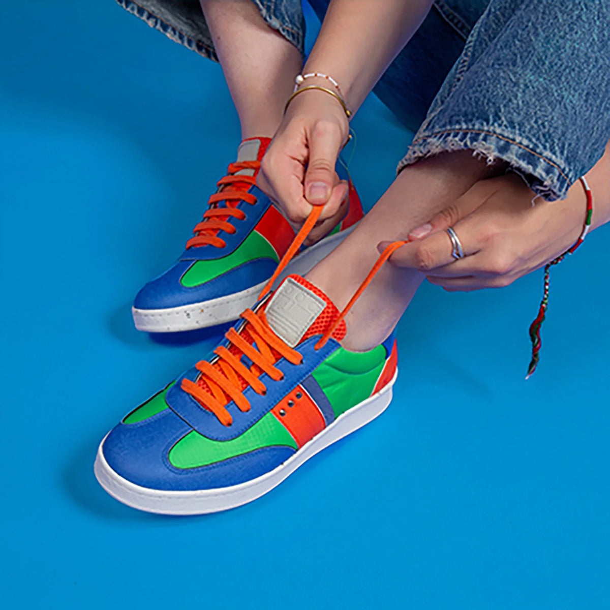 Vivace vegan and recycled sneaker in green, blue and orange ✔ ME.LAND