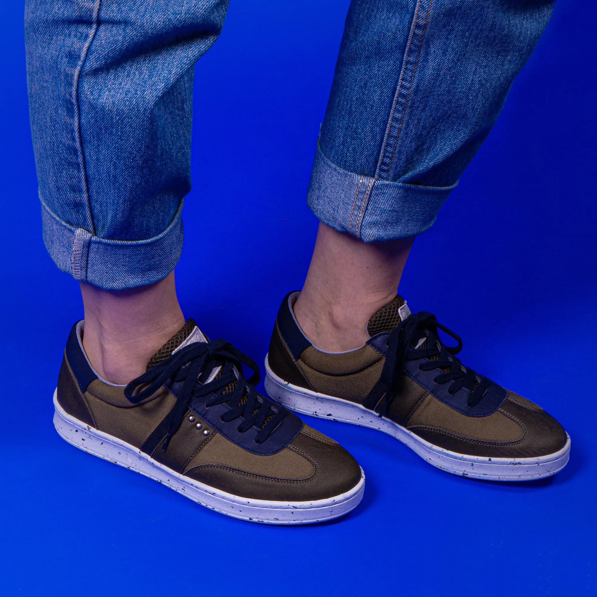 ME.LAND Vivace vegan and recycled sneaker in khaki and navy sole