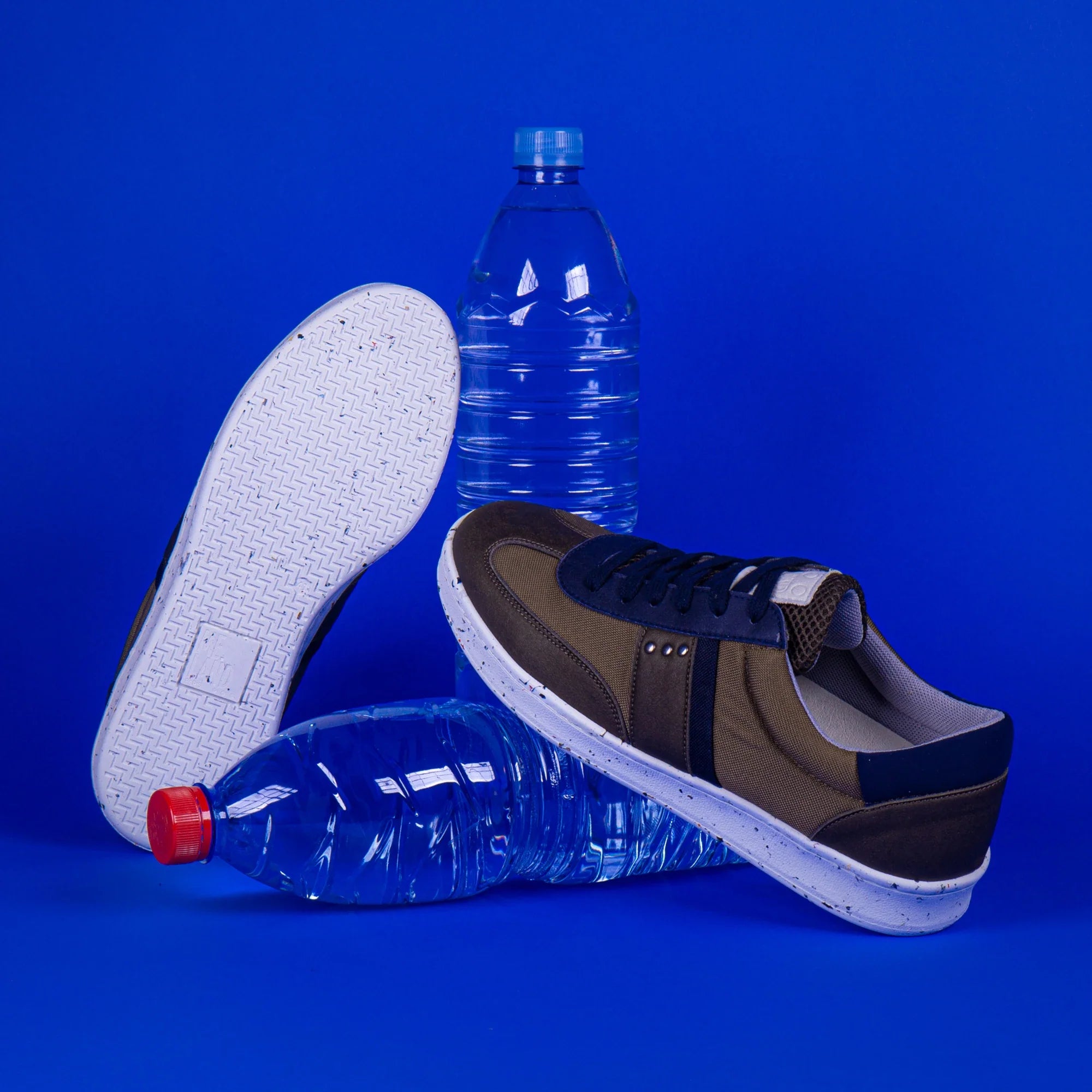 ME.LAND Vivace vegan and recycled sneaker in khaki and navy men