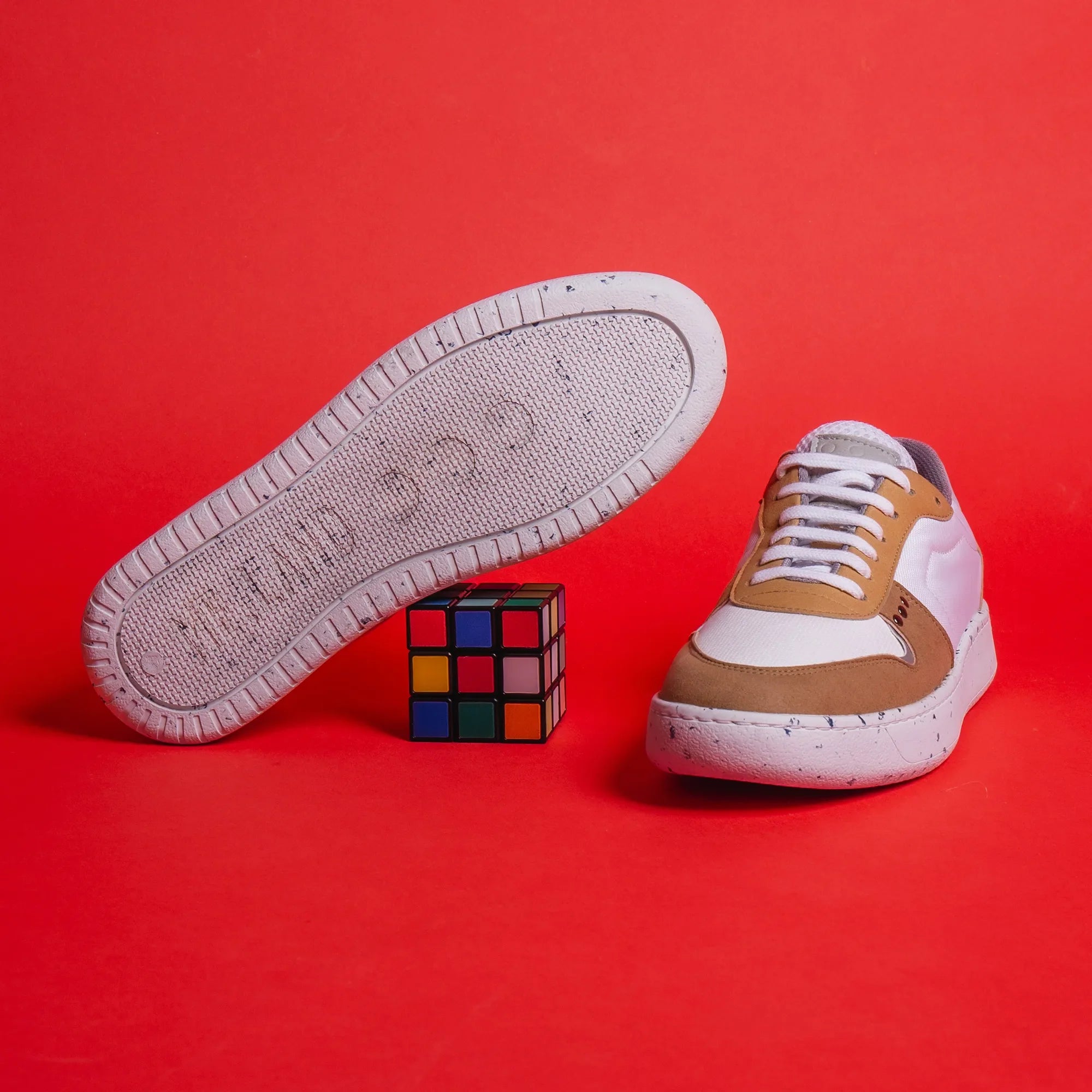ME.LAND Evan vegan and recycled sneaker in white and curry ladies