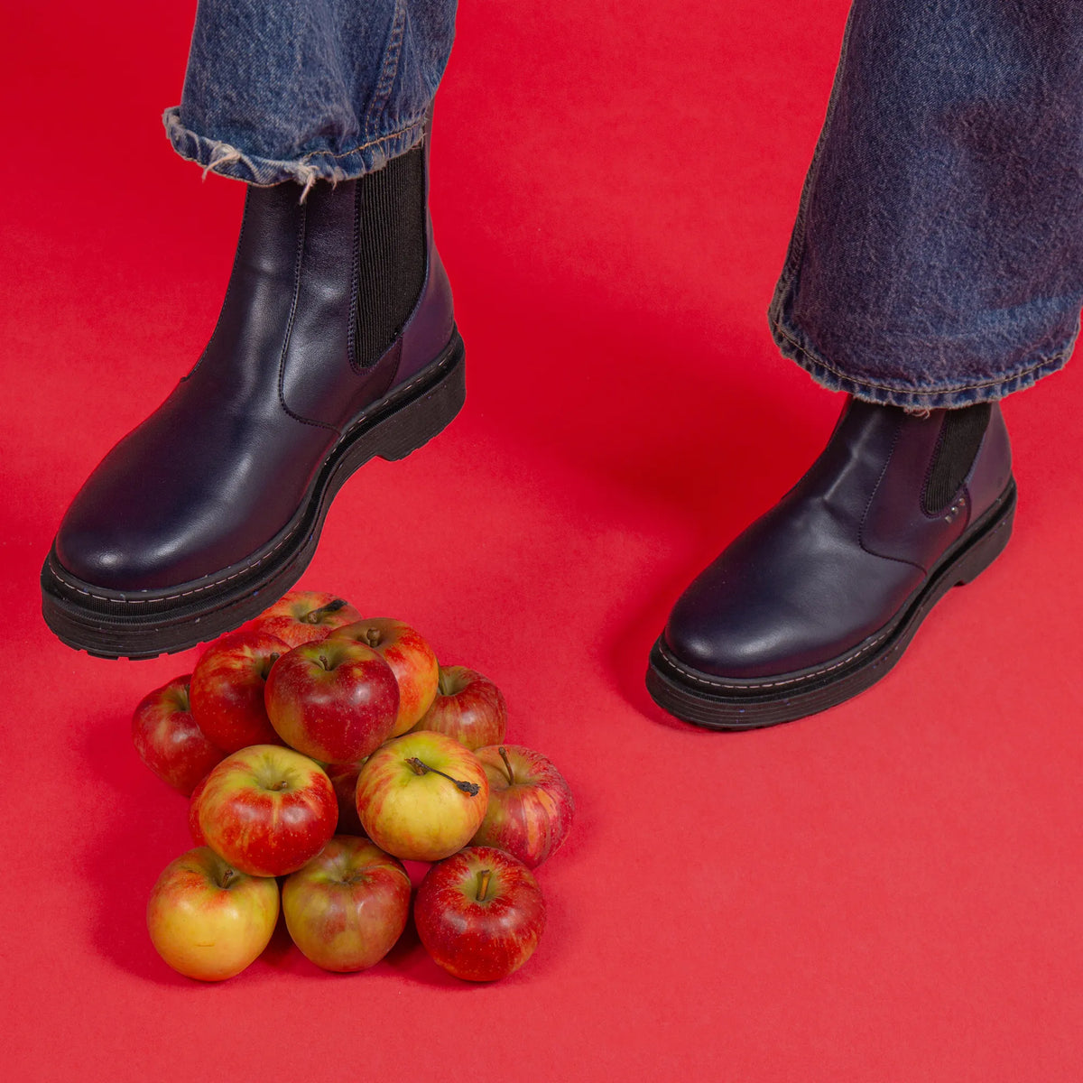 Blue and black apple leather chelsea boots ✔ ME.LAND