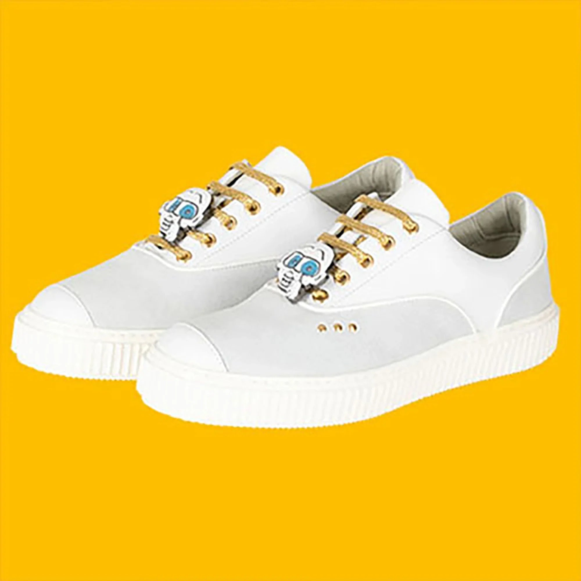 SUPER ME shoe clap pin ✔ ME.LAND on a white shoe