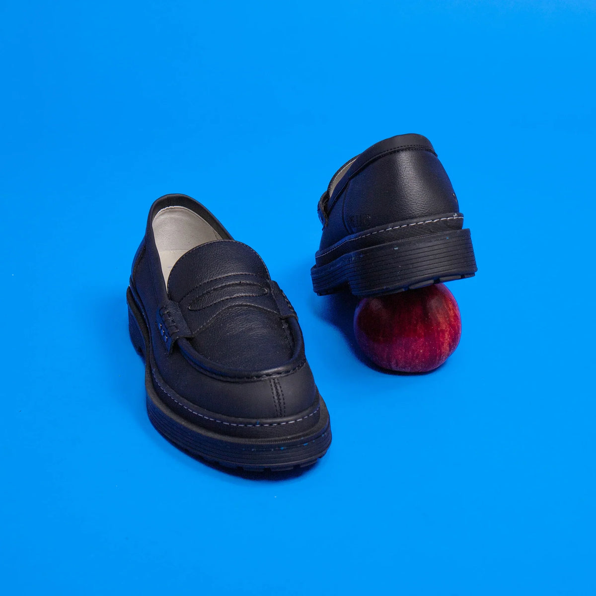 Black apple leather Loafer ✔ ME.LAND